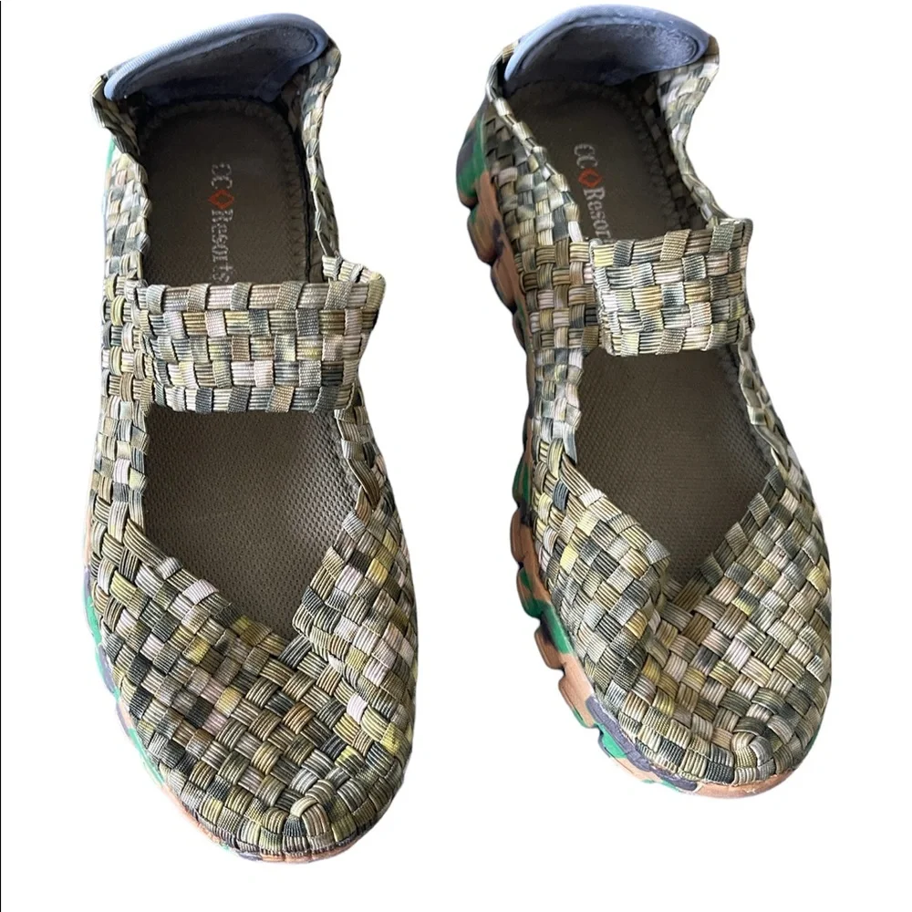Funny Acqua Womens Shoes Sz 8.5 Multi Army Fatigue Comfortable Walker - Picture 3 of 7
